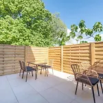 Apartman Avec Terrasse Et Piscine